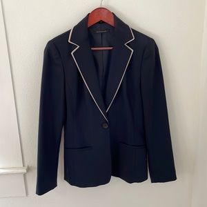 Navy Elie Tahari Blazer with cream details - size 6